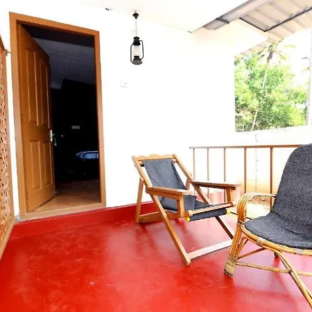 Waves And Shores Beach Villa Mararikulam Exterior photo