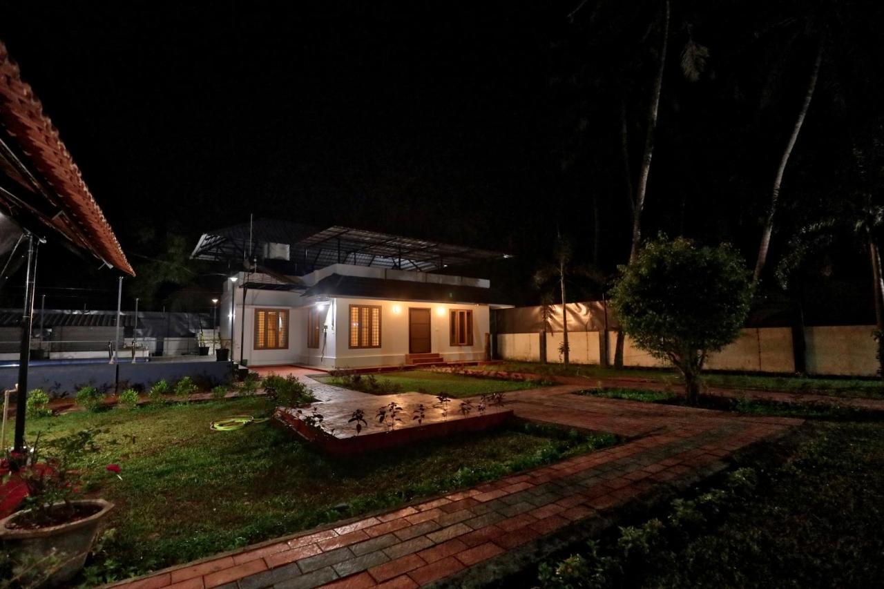 Villa Waves And Shores Mararikulam